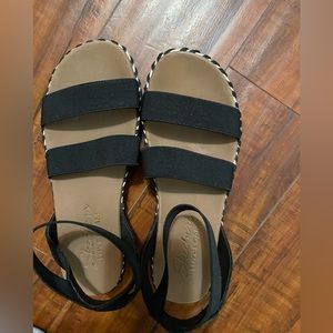 Skechers sandals